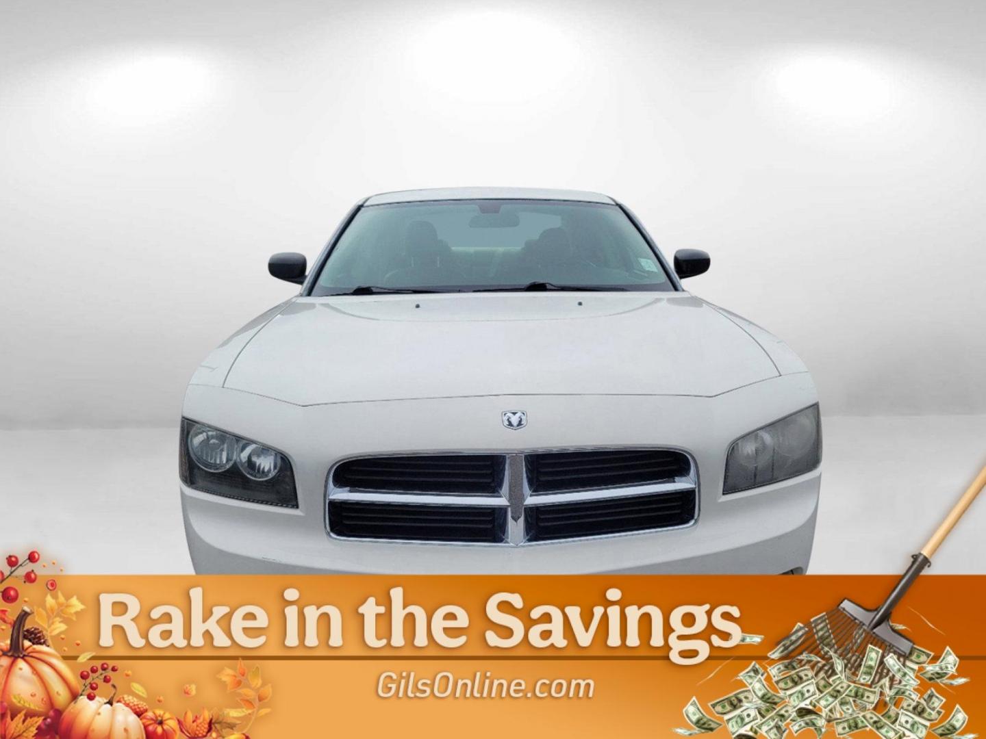 2006 White Dodge Charger (2B3KA43G46H) with an Gas V6 3.5L/215 engine, 5-Speed Automatic transmission, located at 1430 Gateway Drive, Opelika, AL, 36801, (334) 239-0944, 32.637871, -85.409790 - 2006 Dodge Charger - Photo#2