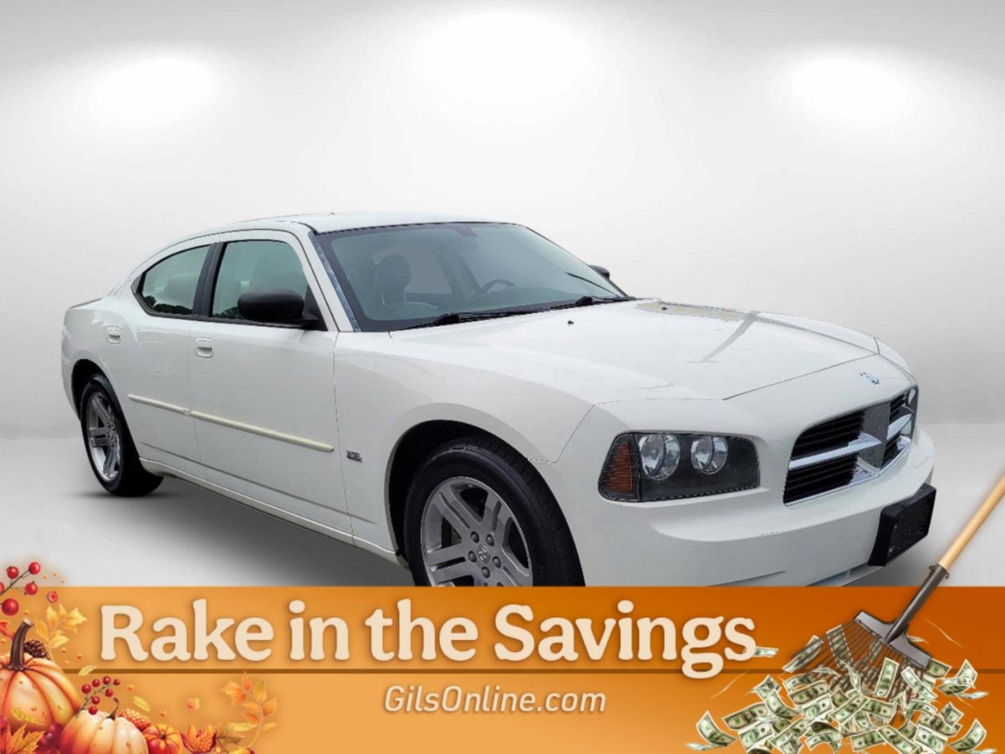 2006 White Dodge Charger (2B3KA43G46H) with an Gas V6 3.5L/215 engine, 5-Speed Automatic transmission, located at 1430 Gateway Drive, Opelika, AL, 36801, (334) 239-0944, 32.637871, -85.409790 - 2006 Dodge Charger - Photo#5