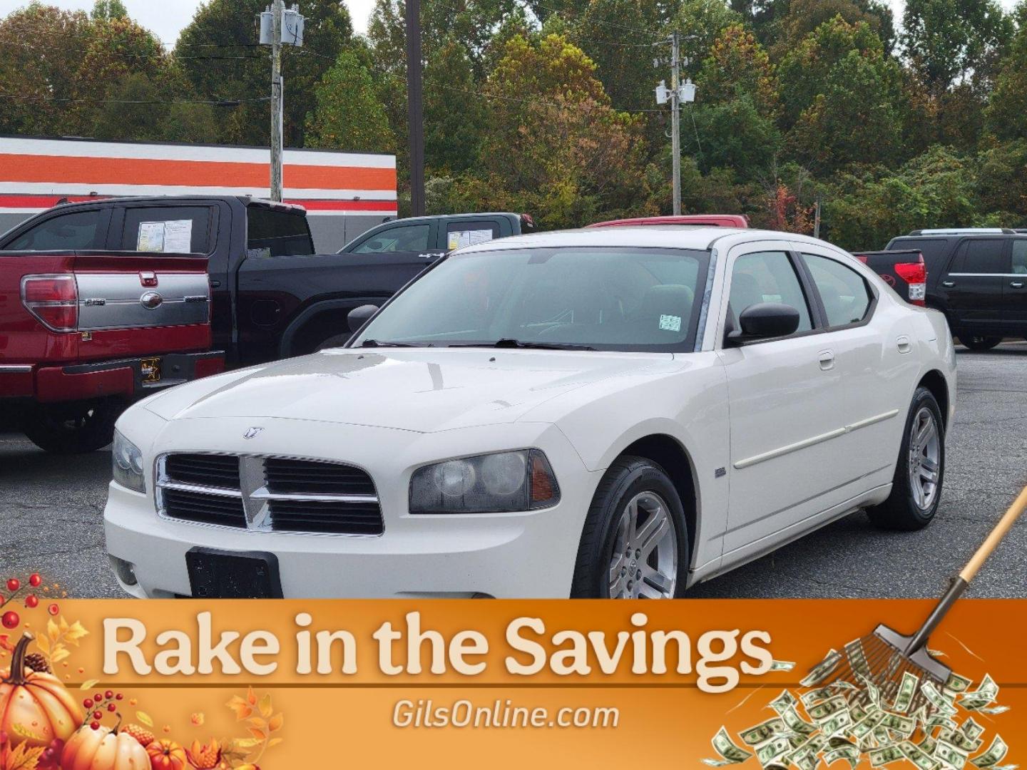 2006 White Dodge Charger (2B3KA43G46H) with an Gas V6 3.5L/215 engine, 5-Speed Automatic transmission, located at 3959 U.S. 80 W, Phenix City, AL, 36870, (334) 297-4885, 32.469296, -85.135185 - 2006 Dodge Charger - Photo#0