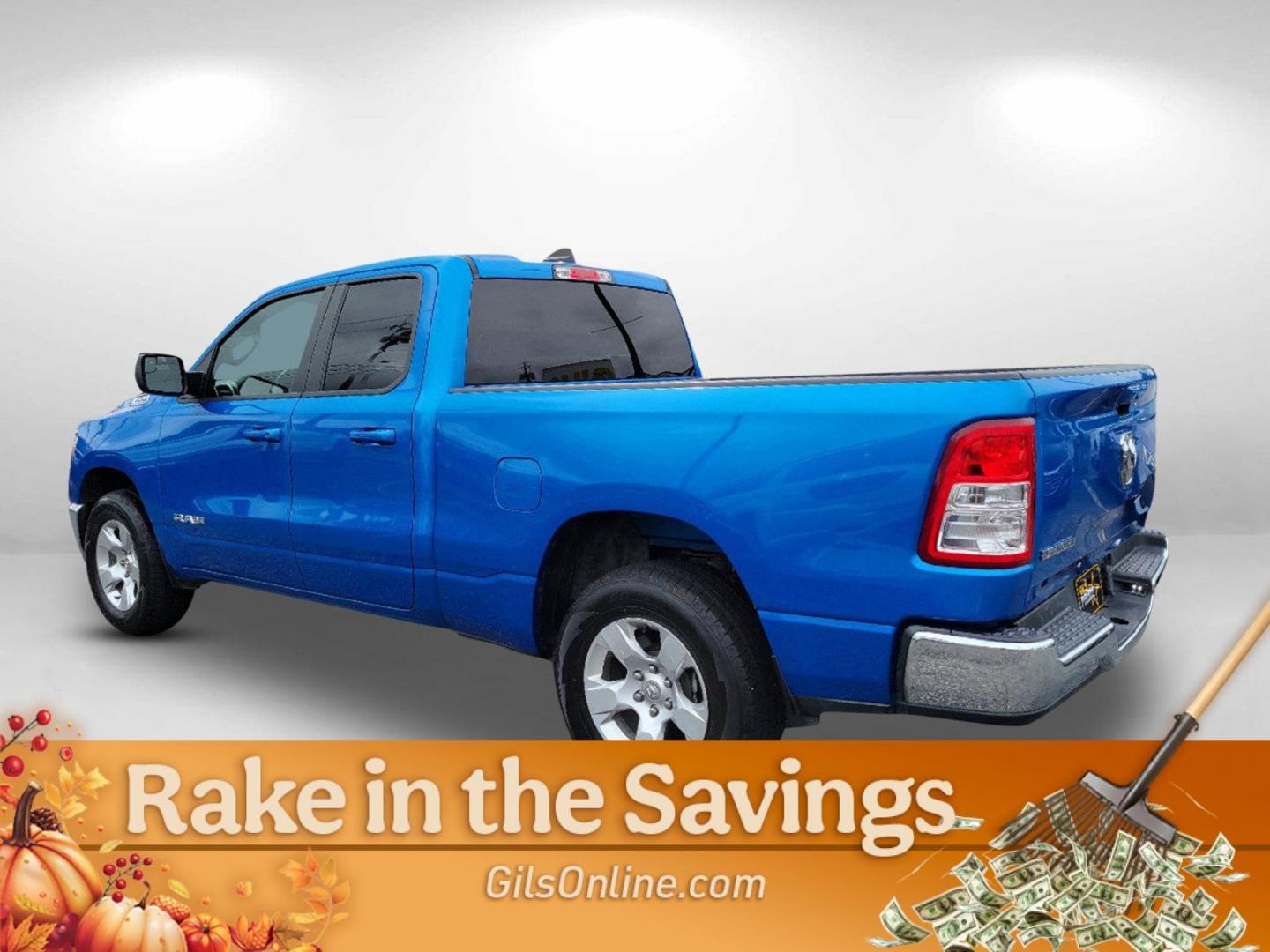 2022 Hydro Blue Pearlcoat /Diesel Gray/Black Ram 1500 Big Horn (1C6RREBG5NN) with an Gas/Electric V-6 3.6 L/220 engine, 8-Speed Automatic w/OD transmission, located at 1430 Gateway Drive, Opelika, AL, 36801, (334) 239-0944, 32.637871, -85.409790 - 2022 Ram 1500 Big Horn - Photo#6