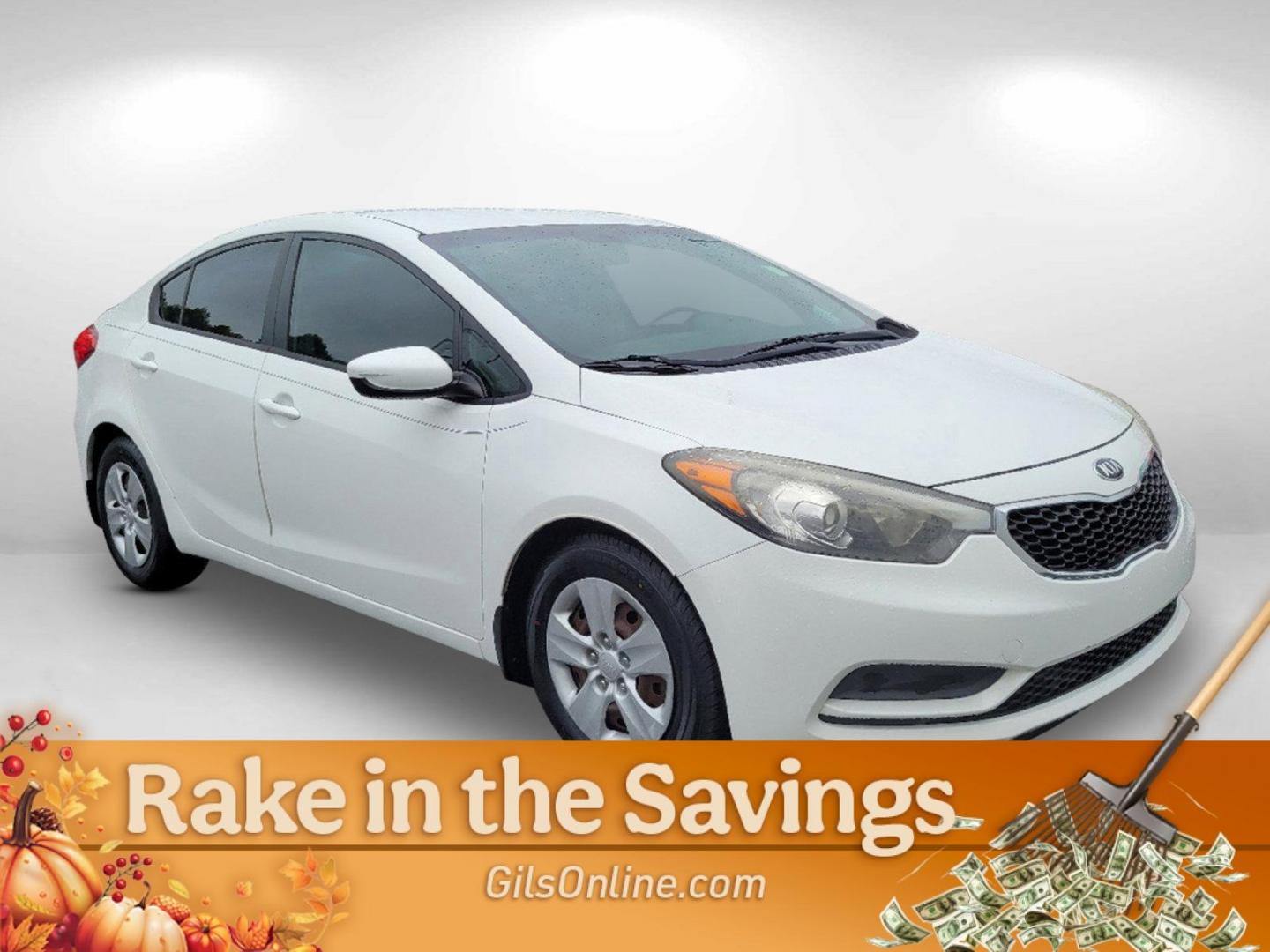 2016 Clear White /Black Kia Forte LX (KNAFK4A6XG5) with an Regular Unleaded I-4 1.8 L/110 engine, 6-Speed Automatic w/OD transmission, located at 1430 Gateway Drive, Opelika, AL, 36801, (334) 239-0944, 32.637871, -85.409790 - 2016 Kia Forte LX - Photo#2