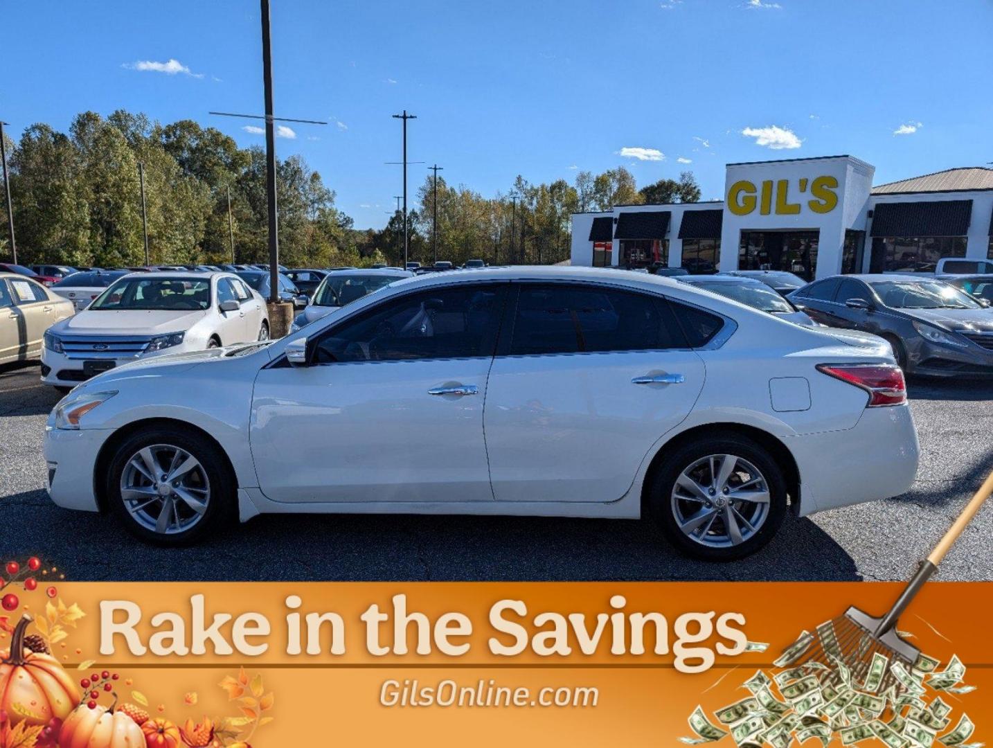 2015 /Beige Nissan Altima 2.5 SL (1N4AL3AP2FN) with an Regular Unleaded I-4 2.5 L/152 engine, 1-Speed CVT w/OD transmission, located at 3959 U.S. 80 W, Phenix City, AL, 36870, (334) 297-4885, 32.469296, -85.135185 - 2015 Nissan Altima 2.5 SL - Photo#7