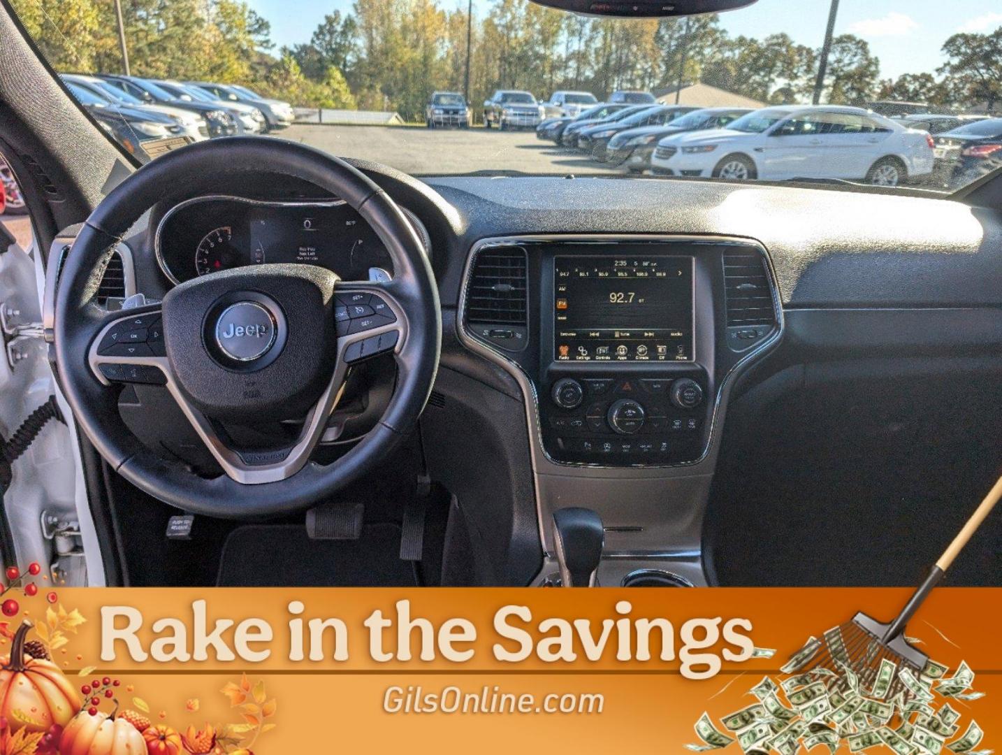 2017 /Black Jeep Grand Cherokee Laredo (1C4RJEAG2HC) with an Regular Unleaded V-6 3.6 L/220 engine, 8-Speed Automatic w/OD transmission, located at 3959 U.S. 80 W, Phenix City, AL, 36870, (334) 297-4885, 32.469296, -85.135185 - 2017 Jeep Grand Cherokee Laredo - Photo#11