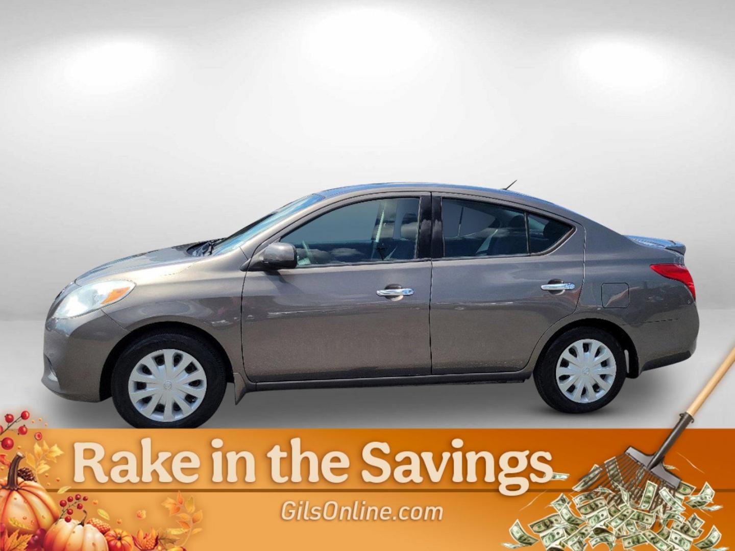 2014 Titanium /Charcoal Nissan Versa SV (3N1CN7AP4EL) with an Regular Unleaded I-4 1.6 L/98 engine, 1-Speed CVT w/OD transmission, located at 521 Old Farm Lane Rd, Prattville, AL, 36066, (334) 325-1505, 32.482460, -86.416367 - 2014 Nissan Versa SV - Photo#14