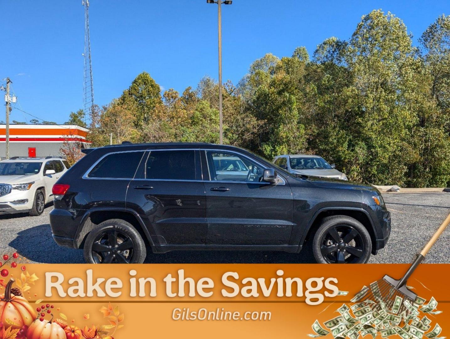 2014 /Black Jeep Grand Cherokee Altitude (1C4RJFAG4EC) with an Regular Unleaded V-6 3.6 L/220 engine, 8-Speed Automatic w/OD transmission, located at 3959 U.S. 80 W, Phenix City, AL, 36870, (334) 297-4885, 32.469296, -85.135185 - 2014 Jeep Grand Cherokee Altitude - Photo#3