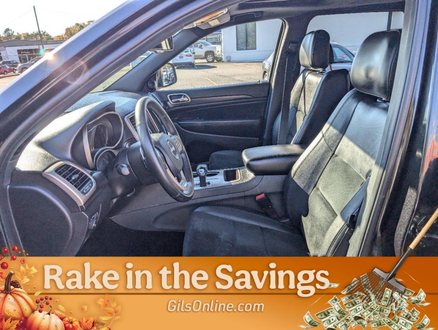 2014 /Black Jeep Grand Cherokee Altitude (1C4RJFAG4EC) with an Regular Unleaded V-6 3.6 L/220 engine, 8-Speed Automatic w/OD transmission, located at 3959 U.S. 80 W, Phenix City, AL, 36870, (334) 297-4885, 32.469296, -85.135185 - 2014 Jeep Grand Cherokee Altitude - Photo#10