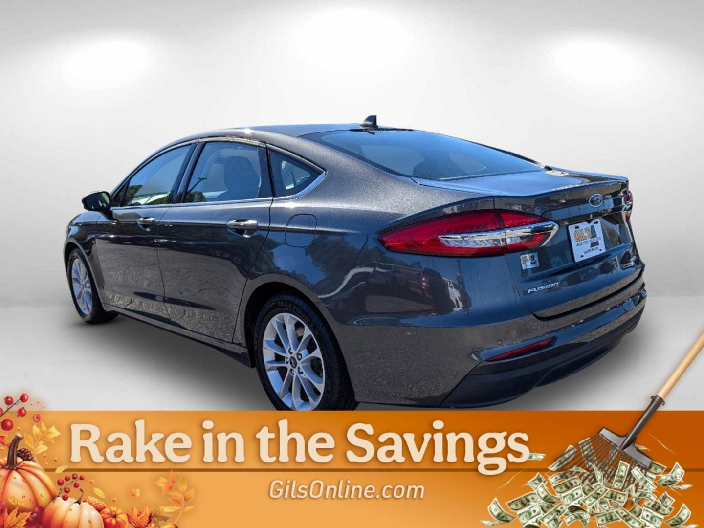 2020 Ford Fusion SE (3FA6P0HD8LR) with an Intercooled Turbo Regular Unleaded I-4 1.5 L/91 engine, 6-Speed Automatic w/OD transmission, located at 1430 Gateway Drive, Opelika, AL, 36801, (334) 239-0944, 32.637871, -85.409790 - 2020 Ford Fusion SE - Photo#6