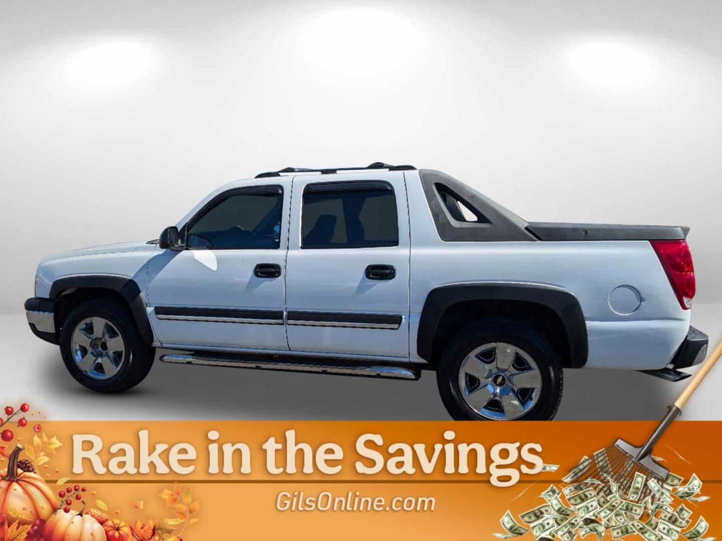 2004 Summit White /Dark Charcoal Chevrolet Avalanche (3GNEC12T84G) with an Gas V8 5.3L/327 engine, 4-Speed Automatic w/OD transmission, located at 5115 14th Ave., Columbus, GA, 31904, (706) 323-0345, 32.511494, -84.971046 - 2004 Chevrolet Avalanche - Photo#7