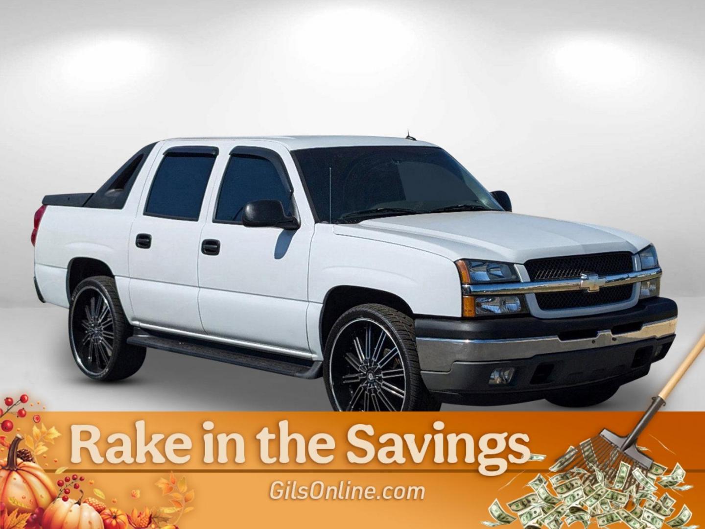 2005 Summit White /Gray/Drk Charcoal Chevrolet Avalanche LS (3GNEC12Z45G) with an Gas/Ethanol V8 5.3L/327 engine, 4-Speed Automatic w/OD transmission, located at 521 Old Farm Lane Rd, Prattville, AL, 36066, (334) 325-1505, 32.482460, -86.416367 - 2005 Chevrolet Avalanche LS - Photo#5