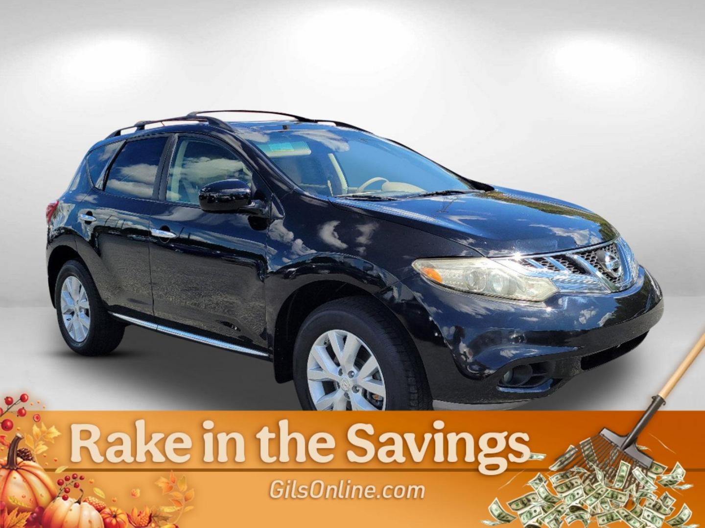 2013 Super Black /Beige Nissan Murano SL (JN8AZ1MU9DW) with an Gas V6 3.5L/ engine, 1-Speed Continuously Variable Ratio transmission, located at 1430 Gateway Drive, Opelika, AL, 36801, (334) 239-0944, 32.637871, -85.409790 - 2013 Nissan Murano SL - Photo#2