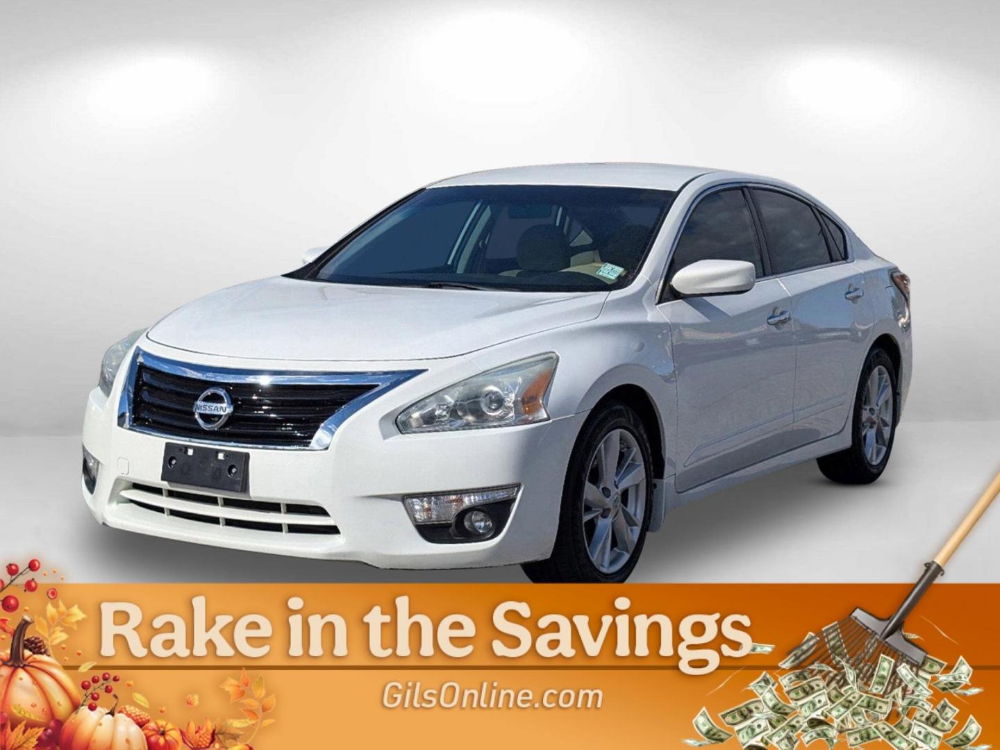 2015 Nissan Altima 2.5 SV (1N4AL3AP3FC) with an Regular Unleaded I-4 2.5 L/152 engine, 1-Speed CVT w/OD transmission, located at 3959 U.S. 80 W, Phenix City, AL, 36870, (334) 297-4885, 32.469296, -85.135185 - 2015 Nissan Altima 2.5 SV - Photo#0