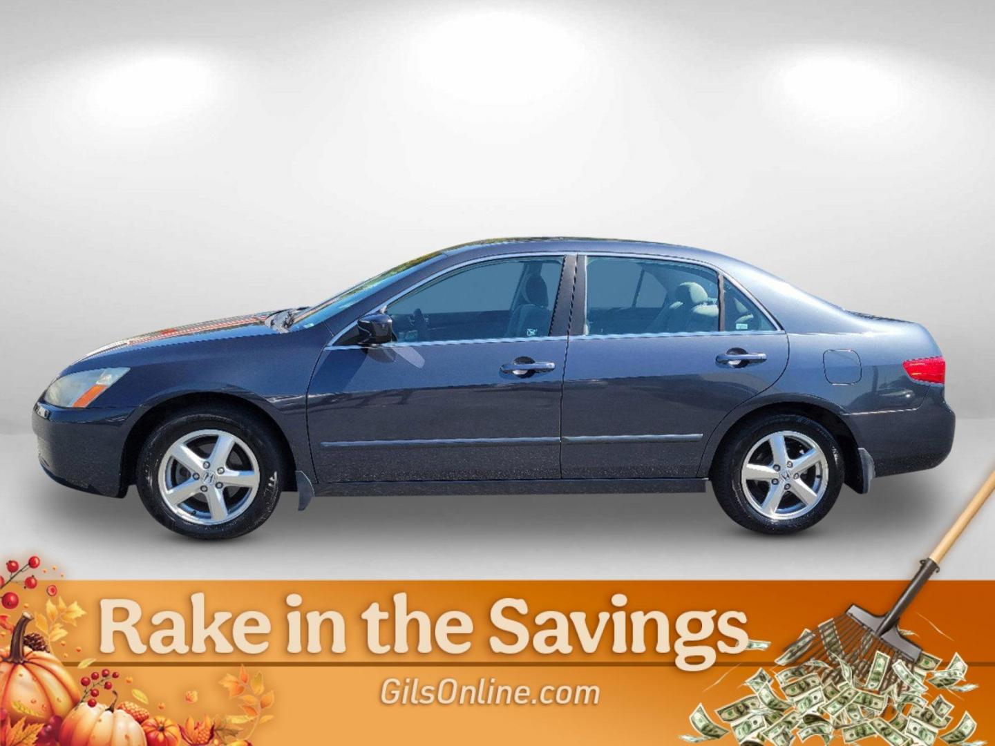 2005 Gray Honda Accord Sdn EX (1HGCM56705A) with an Gas I4 2.4L/144 engine, 5-Speed Automatic w/OD transmission, located at 1430 Gateway Drive, Opelika, AL, 36801, (334) 239-0944, 32.637871, -85.409790 - 2005 Honda Accord Sdn EX - Photo#7