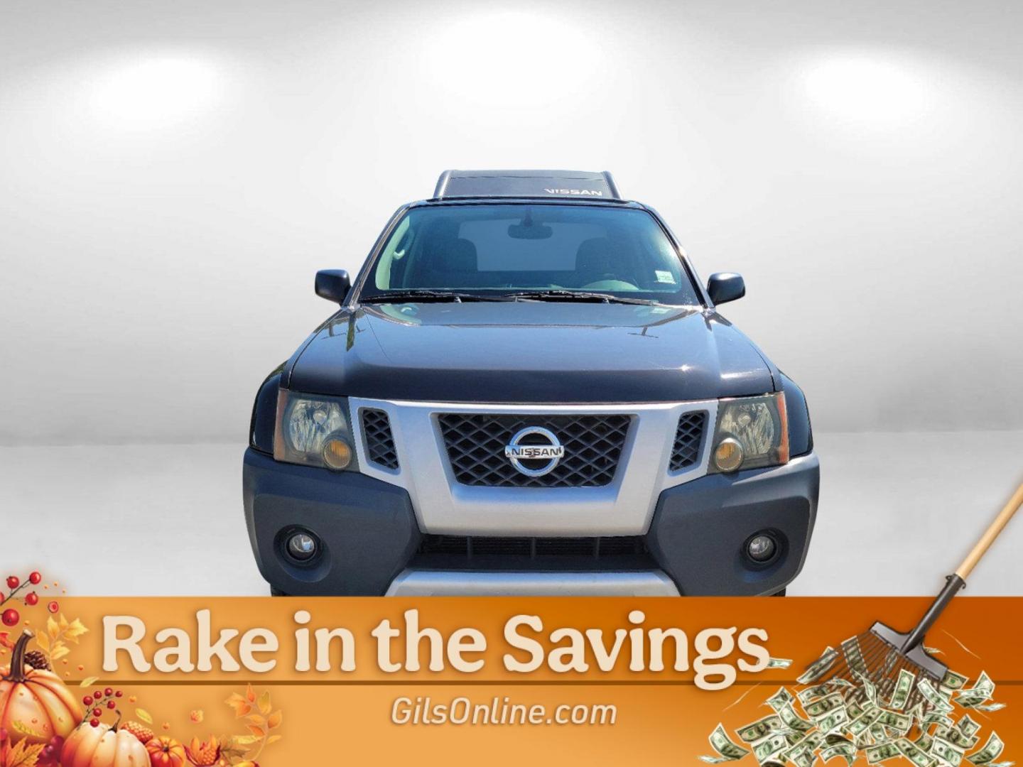 2010 Night Armor Pearl /Gray Nissan Xterra S (5N1AN0NU1AC) with an Gas V6 4.0L/ engine, 5-Speed Automatic w/OD transmission, located at 1430 Gateway Drive, Opelika, AL, 36801, (334) 239-0944, 32.637871, -85.409790 - 2010 Nissan Xterra S - Photo#2