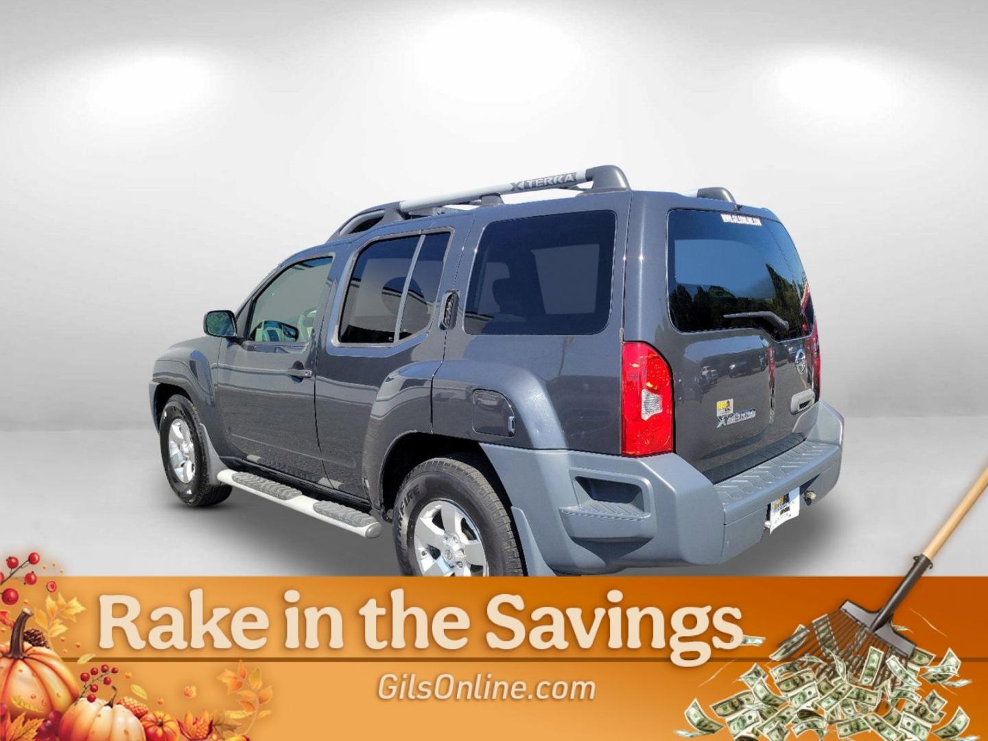 2010 Night Armor Pearl /Gray Nissan Xterra S (5N1AN0NU1AC) with an Gas V6 4.0L/ engine, 5-Speed Automatic w/OD transmission, located at 1430 Gateway Drive, Opelika, AL, 36801, (334) 239-0944, 32.637871, -85.409790 - 2010 Nissan Xterra S - Photo#12