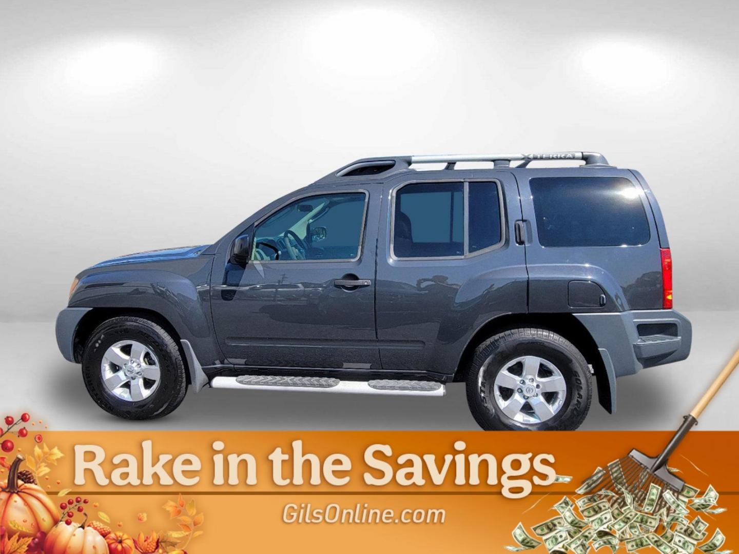 2010 Night Armor Pearl /Gray Nissan Xterra S (5N1AN0NU1AC) with an Gas V6 4.0L/ engine, 5-Speed Automatic w/OD transmission, located at 1430 Gateway Drive, Opelika, AL, 36801, (334) 239-0944, 32.637871, -85.409790 - 2010 Nissan Xterra S - Photo#14