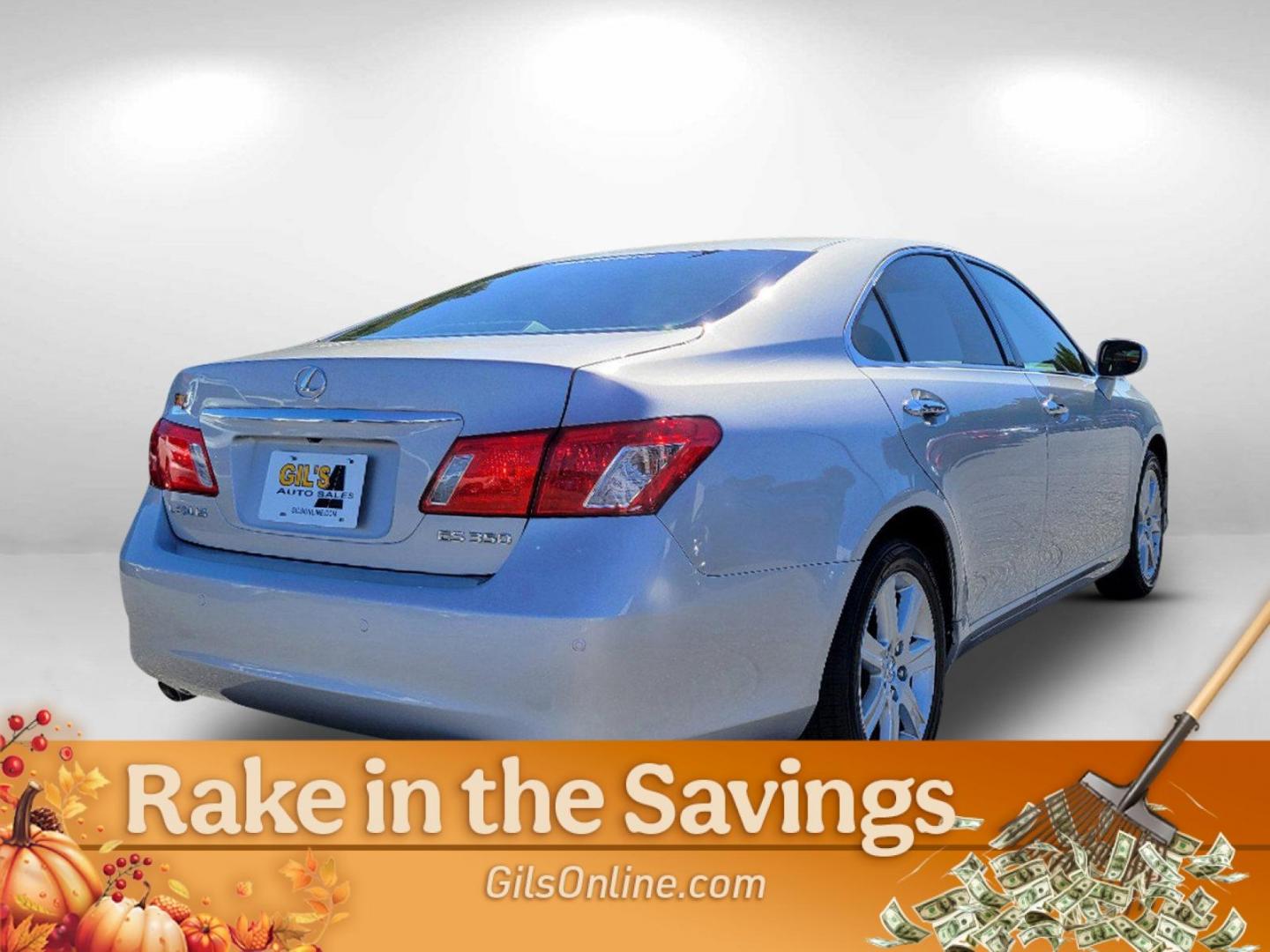 2009 Silver Lexus ES 350 (JTHBJ46G792) with an Gas V6 3.5L/210 engine, 6-Speed Automatic transmission, located at 1430 Gateway Drive, Opelika, AL, 36801, (334) 239-0944, 32.637871, -85.409790 - 2009 Lexus ES 350 - Photo#4