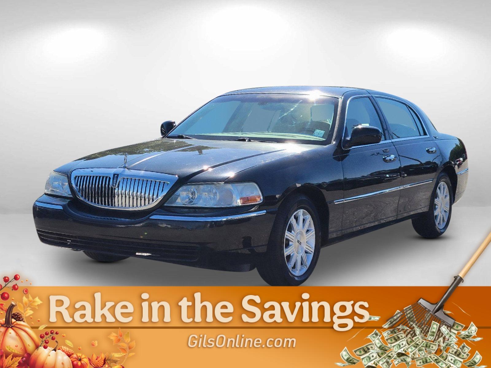 photo of 2010 Lincoln Town Car Signature Limited