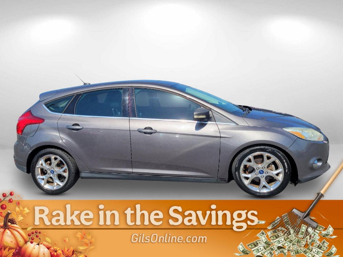 2012 Gray Ford Focus SEL (1FAHP3M27CL) with an Gas I4 2.0L/121 engine, 6-Speed Automatic transmission, located at 7000 Northlake Connector, Columbus, GA, 31904, (706) 987-8085, 32.524975, -84.978134 - 2012 Ford Focus SEL - Photo#3