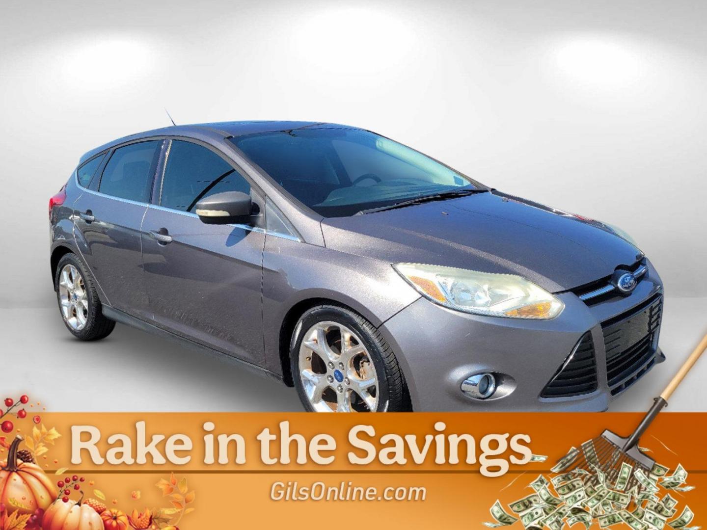 2012 Gray Ford Focus SEL (1FAHP3M27CL) with an Gas I4 2.0L/121 engine, 6-Speed Automatic transmission, located at 7000 Northlake Connector, Columbus, GA, 31904, (706) 987-8085, 32.524975, -84.978134 - 2012 Ford Focus SEL - Photo#2