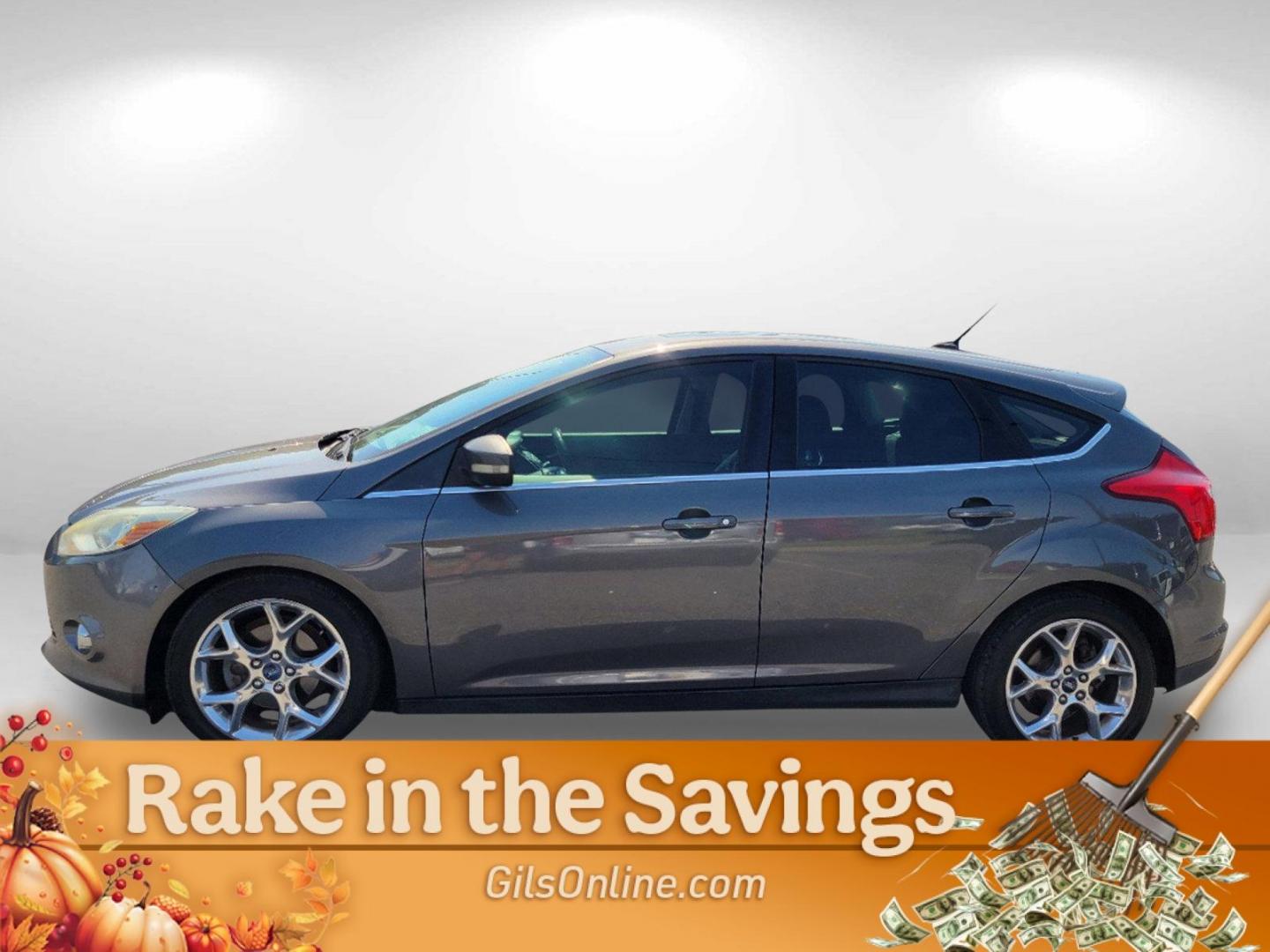 2012 Gray Ford Focus SEL (1FAHP3M27CL) with an Gas I4 2.0L/121 engine, 6-Speed Automatic transmission, located at 7000 Northlake Connector, Columbus, GA, 31904, (706) 987-8085, 32.524975, -84.978134 - 2012 Ford Focus SEL - Photo#7