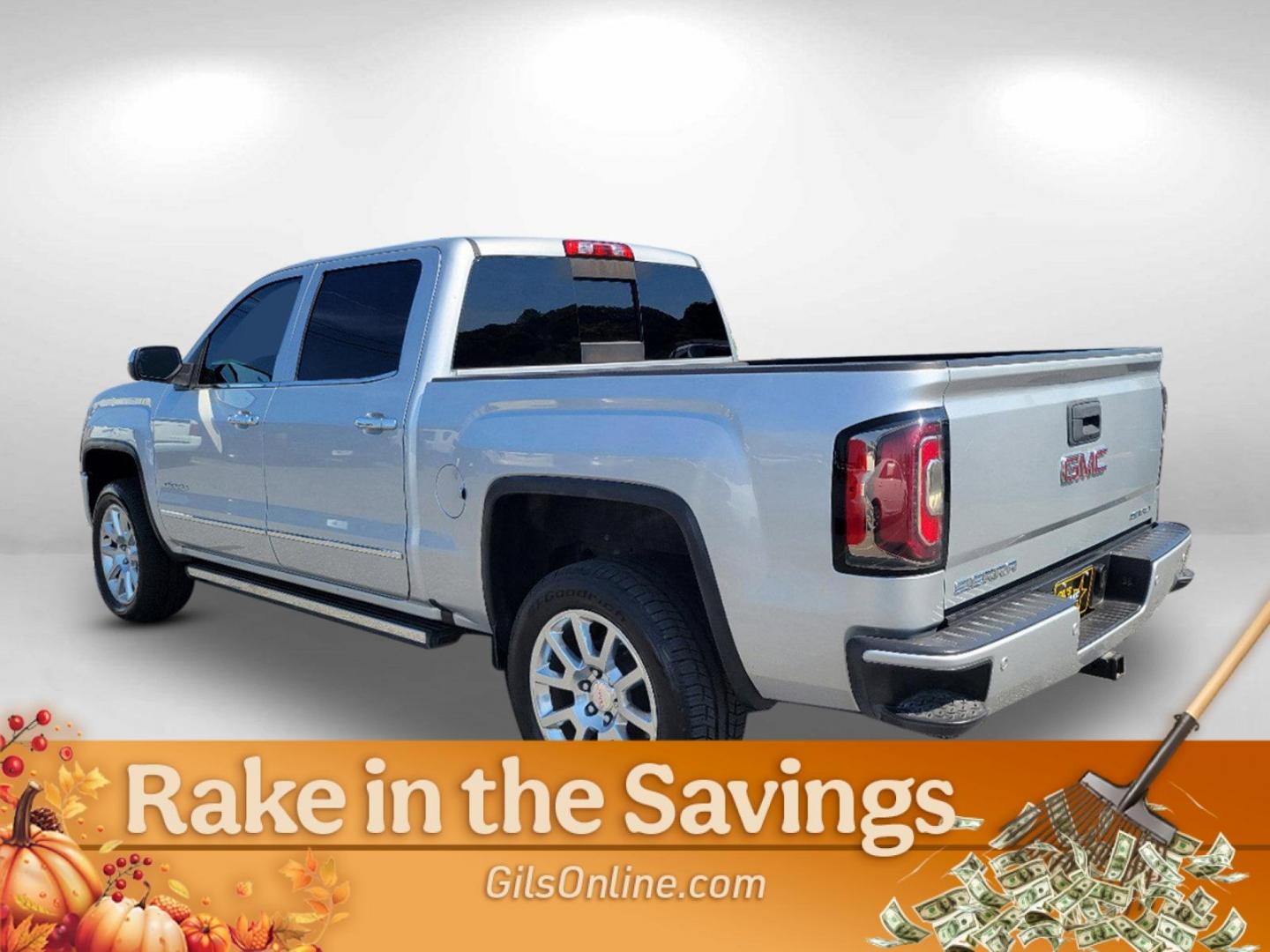 2018 Quicksilver Metallic /Jet Black GMC Sierra 1500 Denali (3GTU2PEC9JG) with an Gas V8 5.3L/325 engine, 8-Speed Automatic transmission, located at 804 22nd Ave, Phenix City, AL, 36870, (334) 297-1860, 32.484749, -85.024475 - 2018 GMC Sierra 1500 Denali - Photo#6