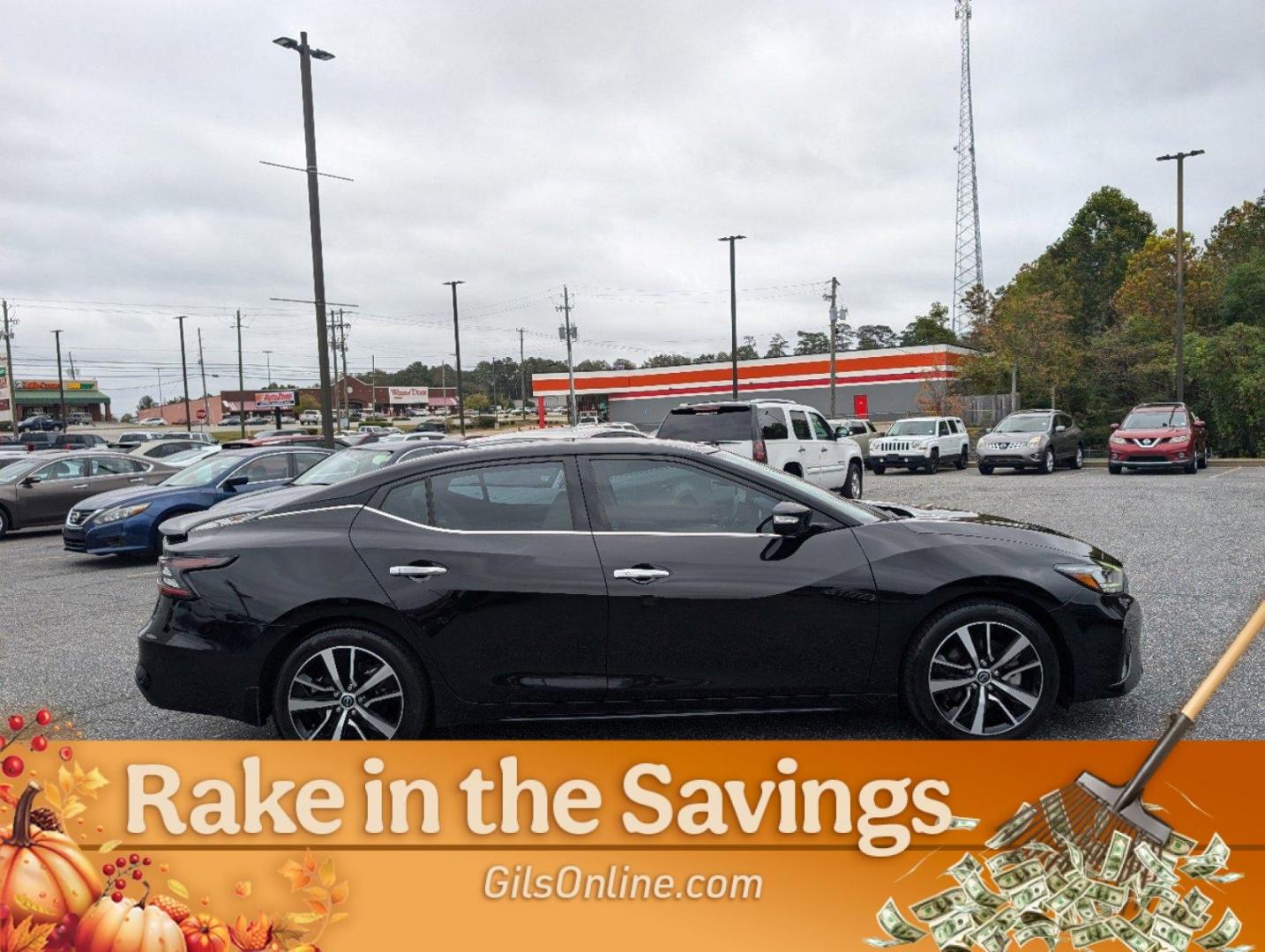 2023 Super Black /Cashmere Nissan Maxima SV (1N4AA6CV7PC) with an Premium Unleaded V-6 3.5 L/213 engine, 1-Speed CVT w/OD transmission, located at 7000 Northlake Connector, Columbus, GA, 31904, (706) 987-8085, 32.524975, -84.978134 - 2023 Nissan Maxima SV - Photo#4