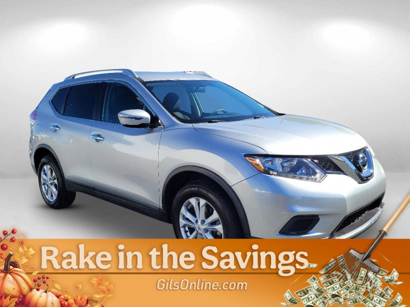 2016 Brilliant Silver /Charcoal Nissan Rogue SV (KNMAT2MT0GP) with an Regular Unleaded I-4 2.5 L/152 engine, 1-Speed CVT w/OD transmission, located at 804 22nd Ave, Phenix City, AL, 36870, (334) 297-1860, 32.484749, -85.024475 - 2016 Nissan Rogue SV - Photo#5