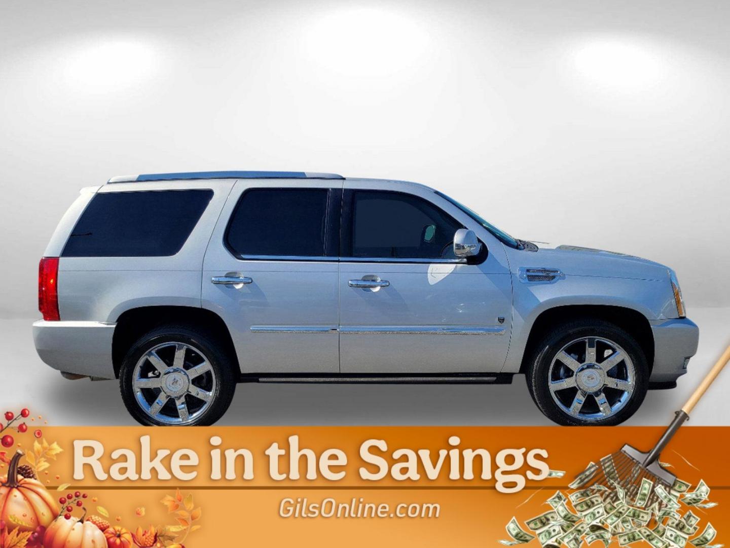 2011 Silver Lining Metallic /Ebony/Ebony Cadillac Escalade Premium (1GYS3CEF8BR) with an Gas/Ethanol V8 6.2L/376 engine, 6-Speed Automatic transmission, located at 1430 Gateway Drive, Opelika, AL, 36801, (334) 239-0944, 32.637871, -85.409790 - 2011 Cadillac Escalade Premium - Photo#10