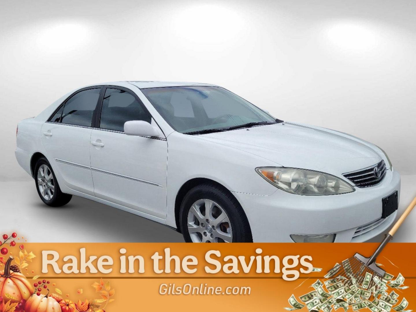 2006 White Toyota Camry LE V6 (4T1BF30K16U) with an 3.0L V6 DOHC 24V engine, 5-Speed Automatic Overdrive transmission, located at 3959 U.S. 80 W, Phenix City, AL, 36870, (334) 297-4885, 32.469296, -85.135185 - 2006 Toyota Camry XLE V6 - Photo#2