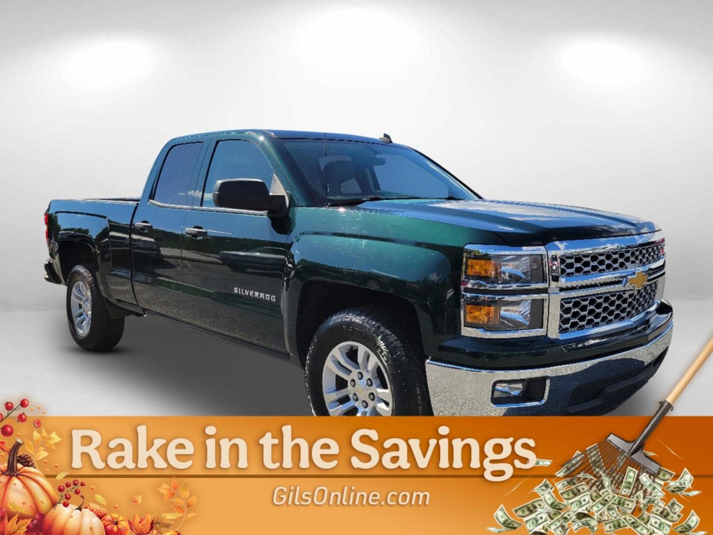 2014 Rainforest Green Metallic /Cocoa/Dune Chevrolet Silverado 1500 LT (1GCRCREH8EZ) with an Gas/Ethanol V6 4.3L/262 engine, 6-Speed Automatic transmission, located at 1430 Gateway Drive, Opelika, AL, 36801, (334) 239-0944, 32.637871, -85.409790 - 2014 Chevrolet Silverado 1500 LT - Photo#2