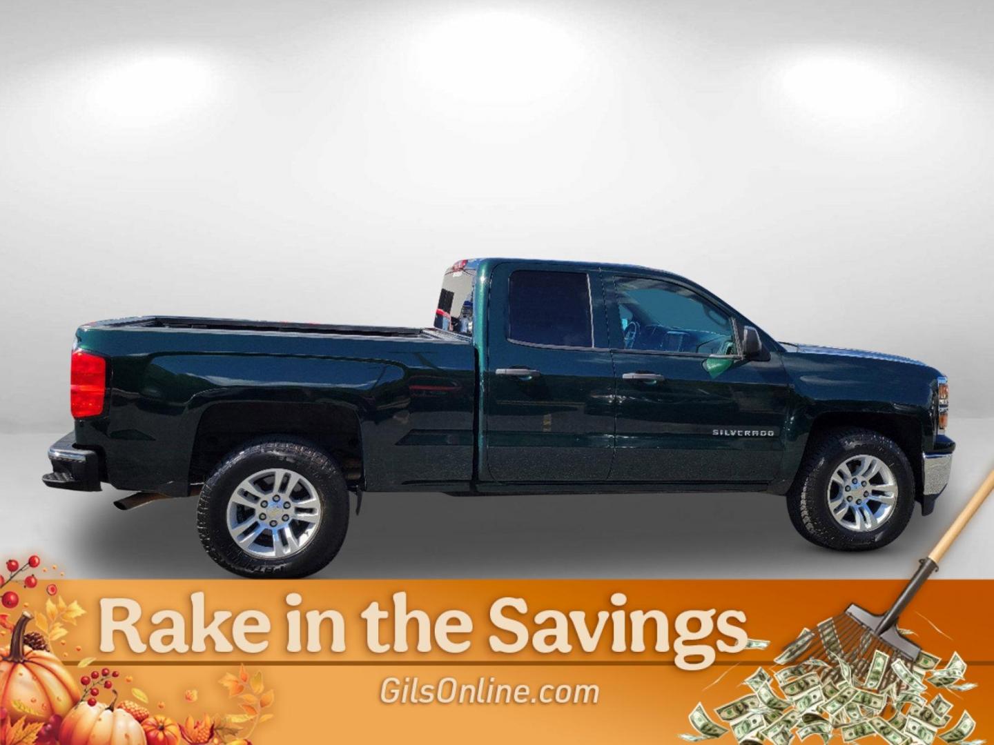 2014 Rainforest Green Metallic /Cocoa/Dune Chevrolet Silverado 1500 LT (1GCRCREH8EZ) with an Gas/Ethanol V6 4.3L/262 engine, 6-Speed Automatic transmission, located at 1430 Gateway Drive, Opelika, AL, 36801, (334) 239-0944, 32.637871, -85.409790 - 2014 Chevrolet Silverado 1500 LT - Photo#3