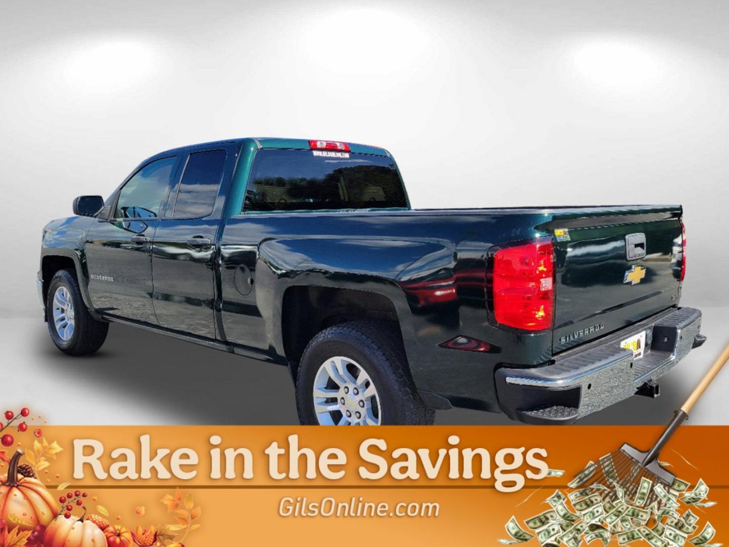 2014 Rainforest Green Metallic /Cocoa/Dune Chevrolet Silverado 1500 LT (1GCRCREH8EZ) with an Gas/Ethanol V6 4.3L/262 engine, 6-Speed Automatic transmission, located at 1430 Gateway Drive, Opelika, AL, 36801, (334) 239-0944, 32.637871, -85.409790 - 2014 Chevrolet Silverado 1500 LT - Photo#6