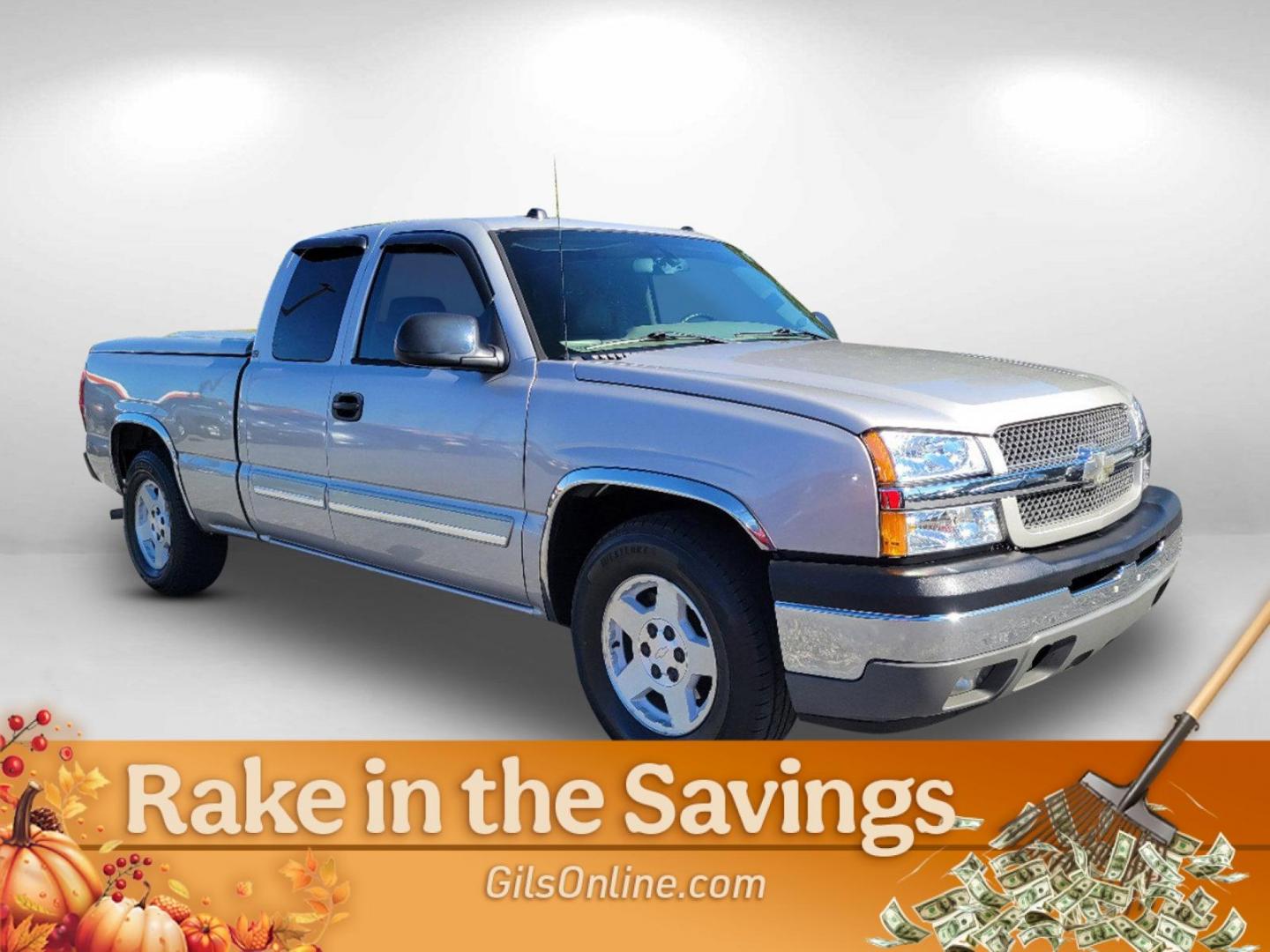 2005 Silver Birch Metallic /Medium Gray Chevrolet Silverado 1500 LT (2GCEC19T651) with an Gas V8 5.3L/325 engine, 4-Speed Automatic w/OD transmission, located at 7000 Northlake Connector, Columbus, GA, 31904, (706) 987-8085, 32.524975, -84.978134 - 2005 Chevrolet Silverado 1500 LT - Photo#2