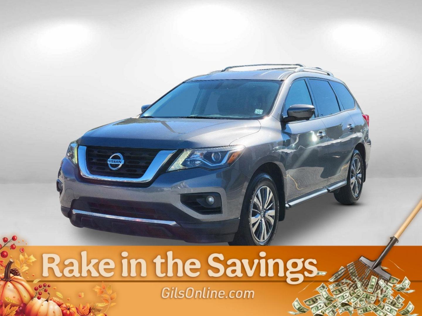 2018 Gun Metallic /Charcoal Nissan Pathfinder S 2WD (5N1DR2MN8JC) with an 3.5L V6 DOHC 24V engine, CVT transmission, located at 1430 Gateway Drive, Opelika, AL, 36801, (334) 239-0944, 32.637871, -85.409790 - 2018 Nissan Pathfinder SL - Photo#0