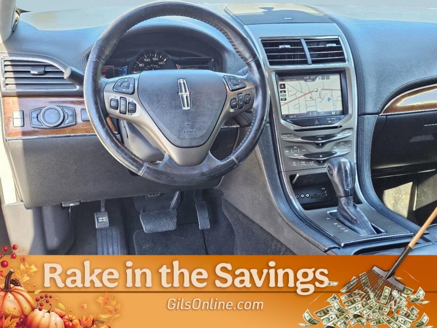 2012 White Platinum Metallic Tri-Coat /Charcoal Black Lincoln MKX (2LMDJ6JKXCB) with an Gas V6 3.7L/227 engine, 6-Speed Automatic transmission, located at 5115 14th Ave., Columbus, GA, 31904, (706) 323-0345, 32.511494, -84.971046 - 2012 Lincoln MKX - Photo#12